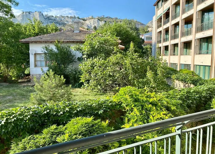 Sweet Black Sea View Aparthotel